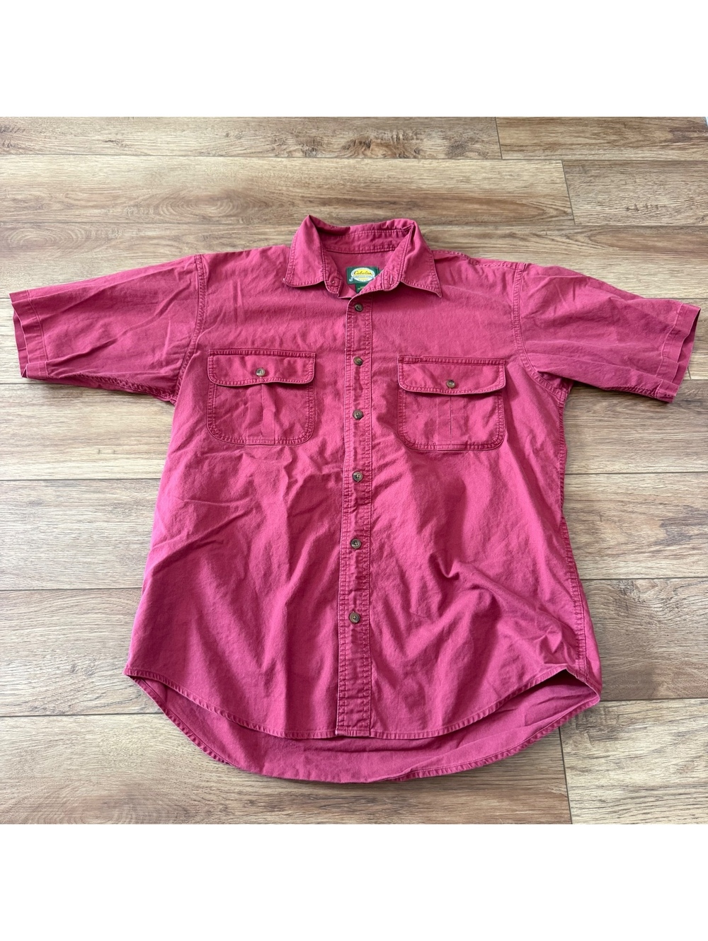 Vtg 90s Cabelas Red Cotton Short Sleeve Button Up Shirt M